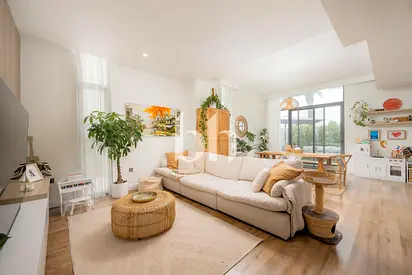Unique | Premium Corner Unit| Partially Furnished