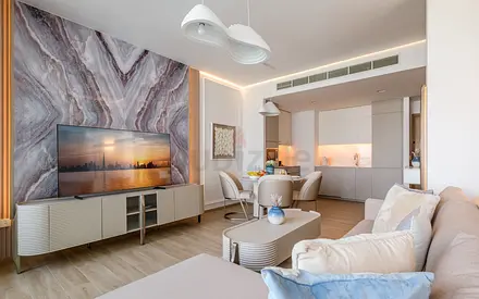 Palace Residences | Fully Furnished | Stunning Canal View | No Commission | Mid Floor