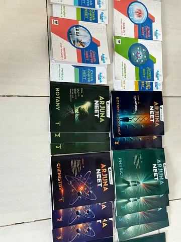 Assorted NEET Preparation Books (Arjuna  Aakash Crash Course) - Physics, Chemistry, Botany, Zoology