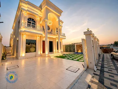 Strategically located luxury villa with 5 bedrooms, Pool including electricity, water, and air conditioning, at an attractive price.
