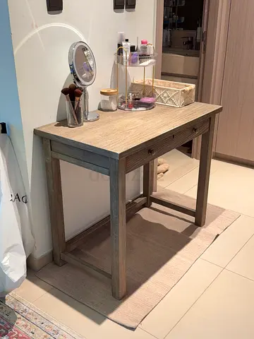 Wooden Desk - Oak Finish