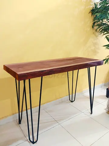 Rustic Live Edge Wood Console Table with Black Hairpin Legs