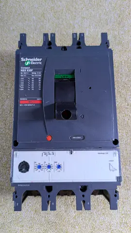 Schneider Electric NSX 630F Molded Case Circuit Breaker - Used