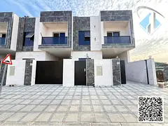 Direct from owner brandnew TH 4bhk including all fees
