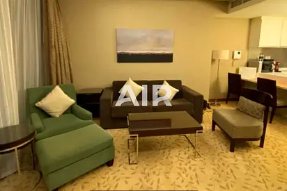 Luxury 1BR | High-Floor | Mall Connected
