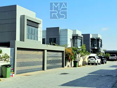 Standalone Villa – 4BR | For SaleLuxury standalone 4-bedroom villa, ready to move in, located in a prime and growing community.