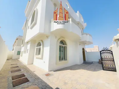 4 Bed room Near Beach Hall Majlis balcony big villa maids room 110k