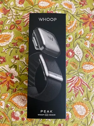 Whoop Peak 5.0 Sensor with 12 months subscription included