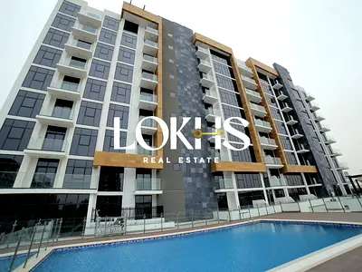 SEMI FURNISHED | POOL VIEW | HIGH FLOOR