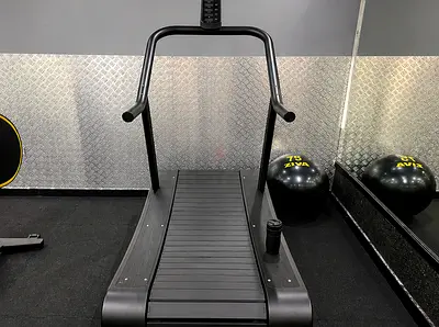 Manual Curved Treadmill - Self-Powered Running Machine (Good Condition)