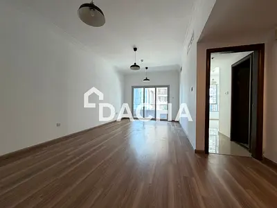 Large Layout | Vacant | Unfurnished