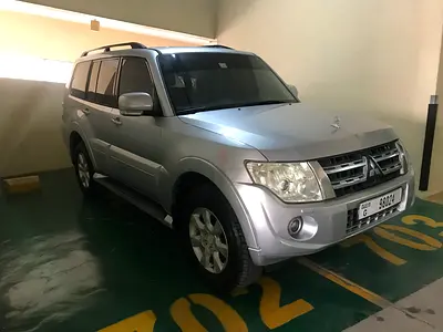 Mitsubishi Pajero V6 Full Option GCC 7 Seat 2013 –صبغ وكالة فتحة سقف  باجيرو فل أوبشن خليجي