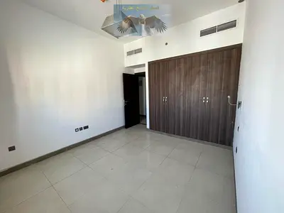 1-bedroom apartment with living room | gym & pool | second tenant | central AC | excellent space | prime location