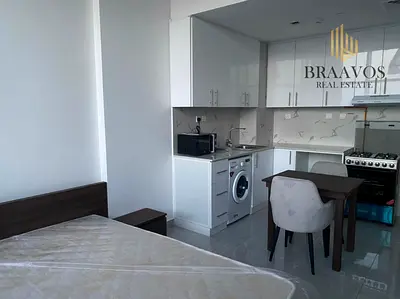 MID FLOOR | FURNISHED | VACANT