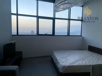 MID FLOOR | FURNISHED | VACANT