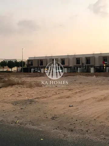 🔑Independent plot of land in Al-Hawshi, near Dubai exit | Very spacious area |
