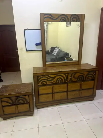 Dressing table for sale