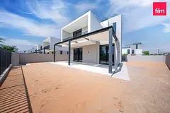 Corner 4BR | Green Belt | Near Pool