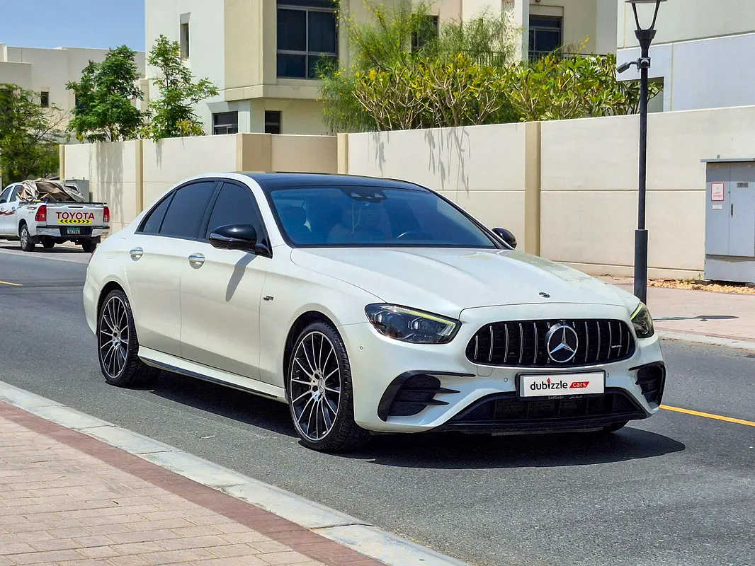 Mercedes-Benz E-Class 2021 — photo 1 of 18