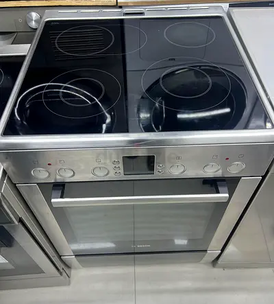 Bosch Ceramic Cooking Range 60Cm , 4 hoobs DELIVERY + WARRANTY