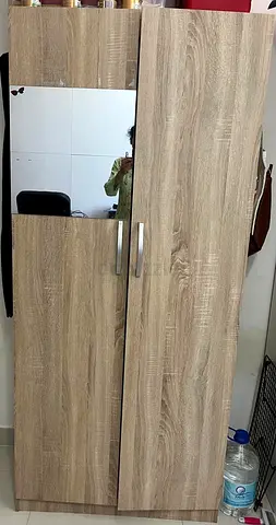 two door wadrobe