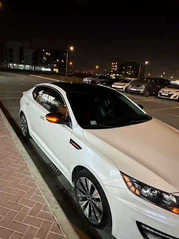 Kia K5 Full Option 2011 - Korean Specs - Well Maintained