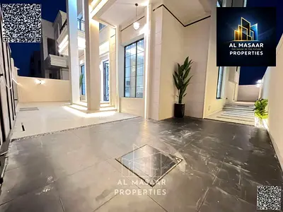 Classic villa with 6 master bedrooms in Al-Haliou, all fees included.
