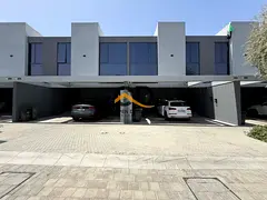 4BHK Townhouse available for Rent in Robinia!
