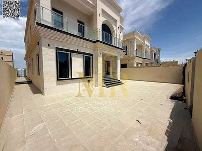 Villa directly from the owner, personal finishing, on a main street, close to all services, freehold ownership for all nationalities and without down