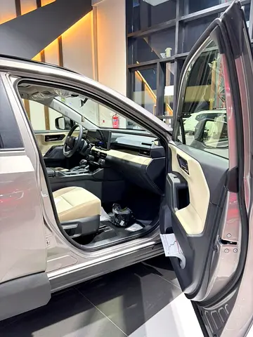 Toyota RAV4 XLE, миниатюра 15