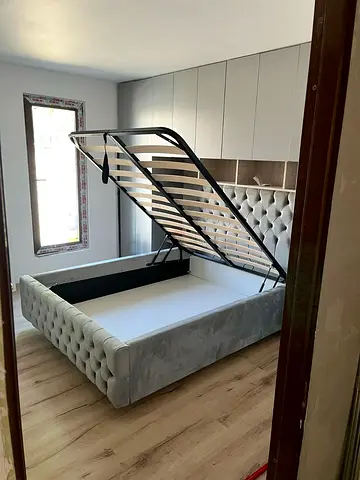 King Size Ottoman Storage Bed with Tufted Headboard (Grey Velvet)