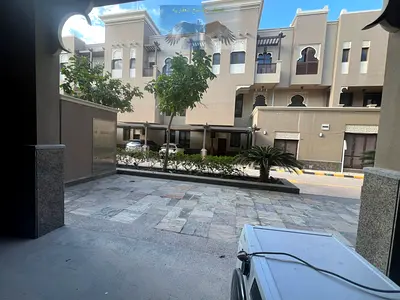 افخم فيلا بتشطيب مميز في الرفاعة - صف أول على البحر - بالقرب من فندق الشيراتون - مساحة واسعة - قريب من جميع الخدمات