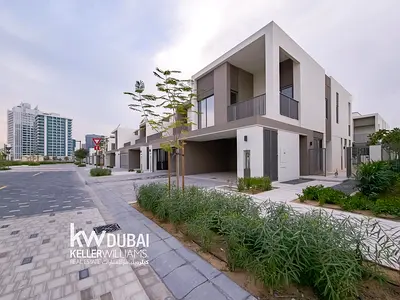 4+MAIDS | FURNISHED KITCHEN | LANDSCAPED