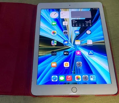 Apple Ipad 5th generation 32gb