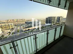 High Floor | Canal View | Available to move in