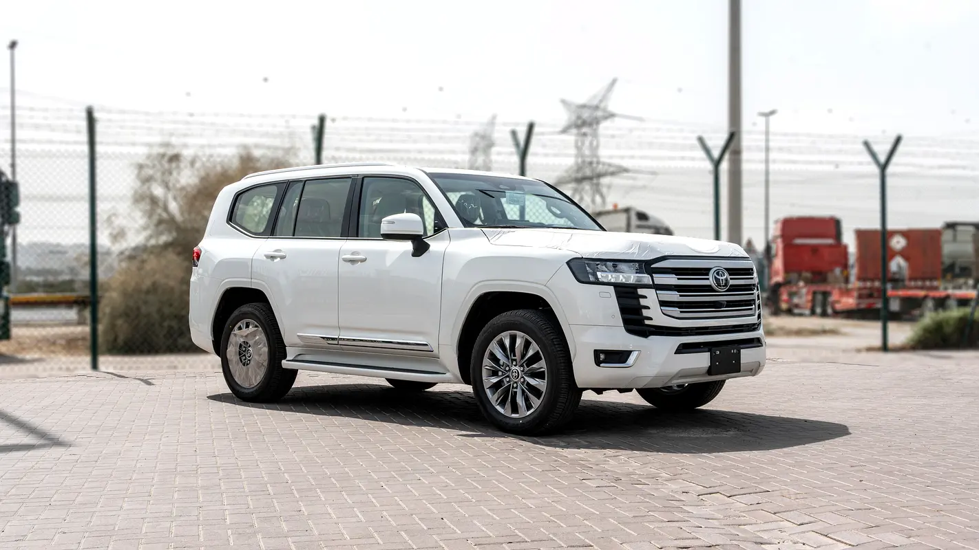 Toyota Land Cruiser 2026 — photo 1 of 20