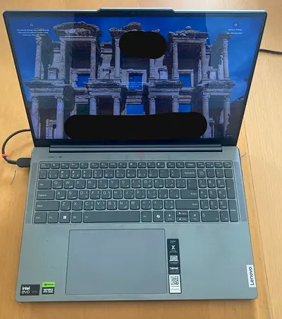 Lenovo Yoga Pro 9