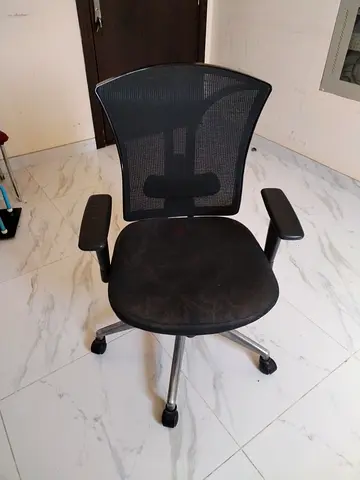 Office incline and rotating chair