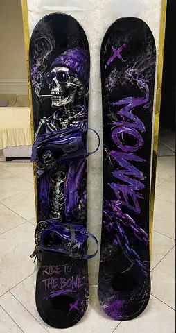 Customized Snowboard 164cm without the binding – perfect