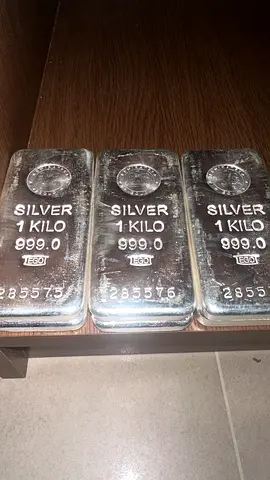 1 kg Silver Bar .999 Pure