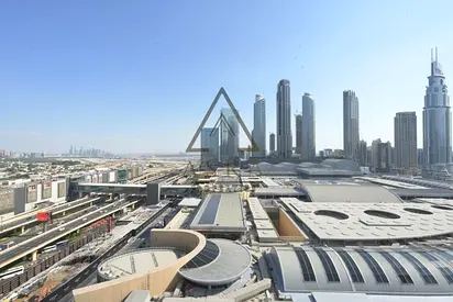 Luxury 1BR | 726.78 Sqft | Burj Khalifa & Dubai Mall Living