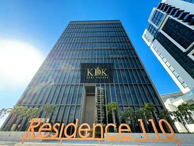 Burj Khalifa View | 3Br+Maid | Prime Location