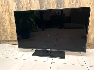 Samsung 46” TV