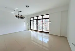 Corner Apartment | Spacious | Vacant