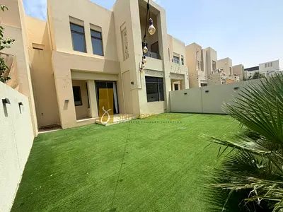 SINGLE ROW | CORNER UNIT | READY TO MOVE IN
