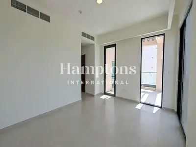 Direct On Amenities | Corner | Premium Unit