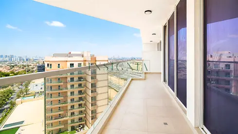 2BR Furnished Very big balcony with open view of Down Town
