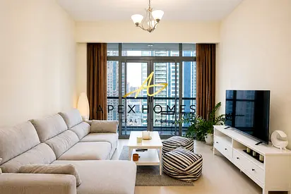 Lake View | Great Location | Mid Floor