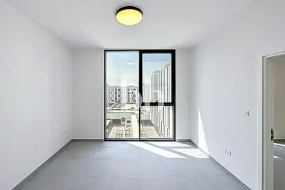 1BR Ready to Move | Can be Mortgage | Parking