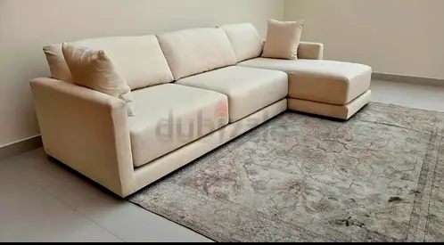 Great Condition Crate and barrel L shape sofa Excellent condition